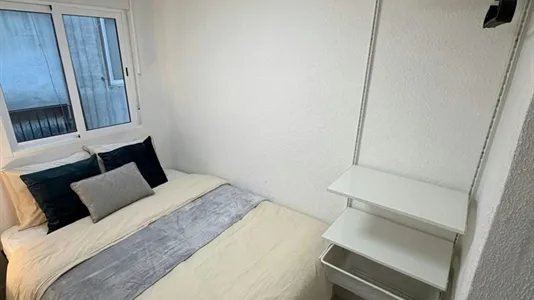 Rooms in Valencia Ciutat Vella - photo 2