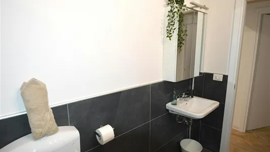 Rooms in Modena - photo 8