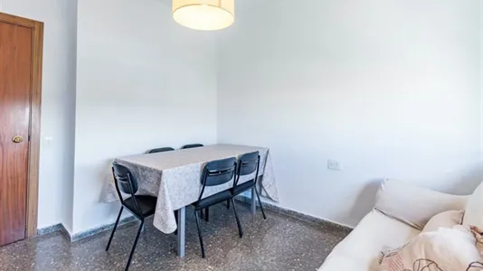 Rooms in Beniferri - photo 9