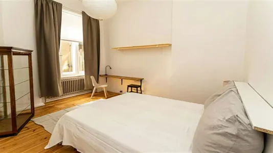 Apartments in Location is not specified - photo 8