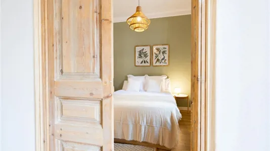 Rooms in Barcelona Eixample - photo 3