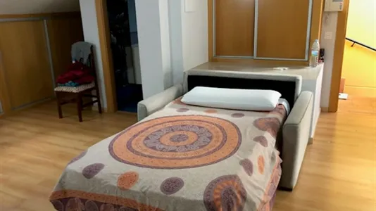 Apartments in Zaragoza - photo 6