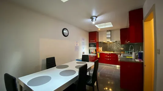 Rooms in Brussels Sint-Joost-ten-Node - photo 7