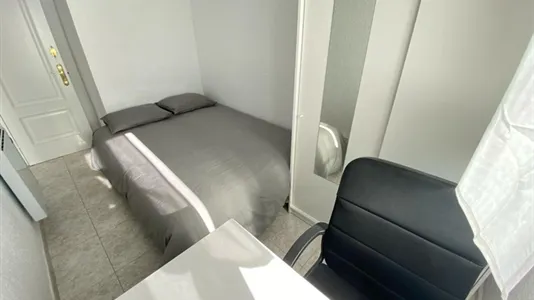 Rooms in Adaro - photo 4