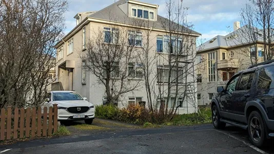 Rooms in Reykjavík Hlíðar - photo 4