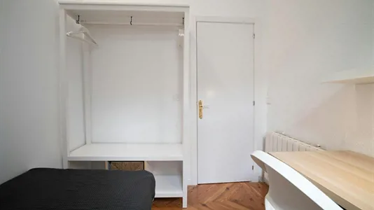 Rooms in Madrid Centro - photo 3