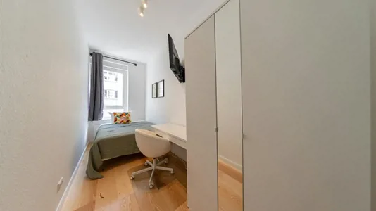 Rooms in Location is not specified - photo 1