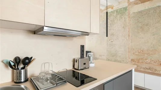Apartments in Barcelona Ciutat Vella - photo 8