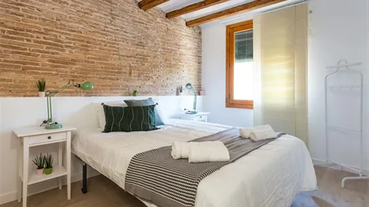 Apartments in Barcelona Ciutat Vella - photo 9