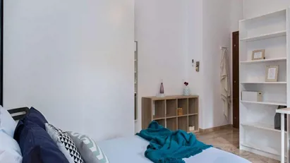 Room for rent in Milano Zona 7 - Baggio, De Angeli, San Siro, Milan