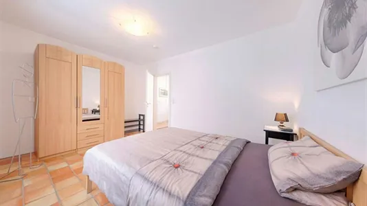 Apartments in Frankfurt West - photo 4