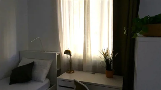 Rooms in Milano Zona 8 - Fiera, Gallaratese, Quarto Oggiaro - photo 2