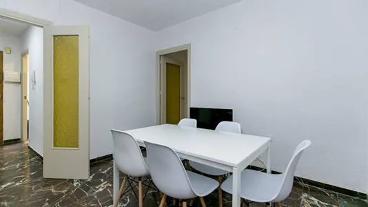 Rooms in Granada - photo 9