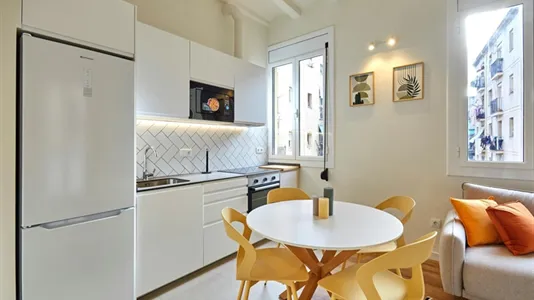 Apartments in Barcelona Ciutat Vella - photo 4