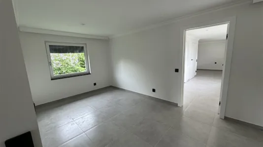 Houses in Landskrona - photo 2