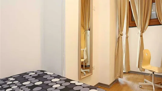 Rooms in Roma Municipio XIV – Monte Mario - photo 5
