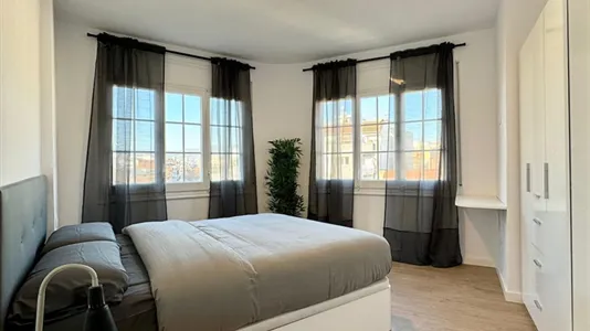 Apartments in Barcelona Eixample - photo 10