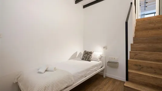 Apartments in Barcelona Eixample - photo 10