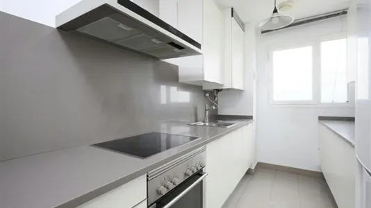 Apartments in El Encinar de los Reyes - photo 6