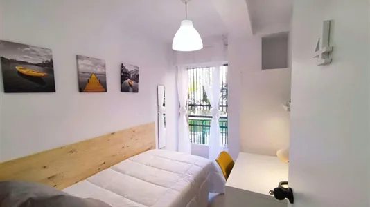 Rooms in Granada - photo 2