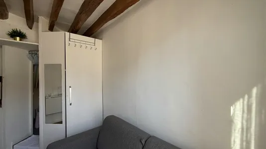 Apartments in Paris 1er arrondissement - photo 6