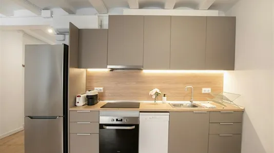 Apartments in Barcelona Ciutat Vella - photo 10