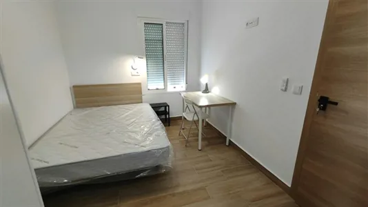 Rooms in Murcia - photo 1