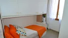 Room for rent, Modena, Emilia-Romagna, Via Emilia Est