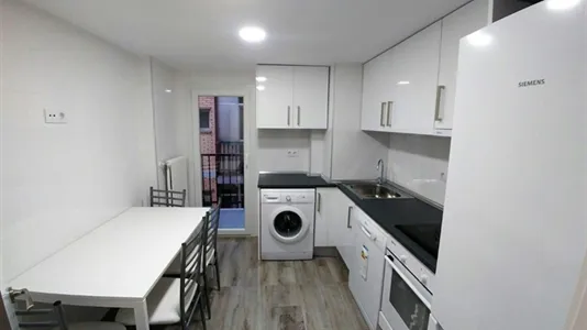 Rooms in Zaragoza - photo 4