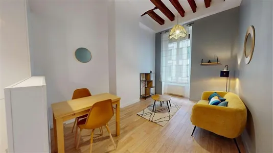 Apartments in Lyon - photo 5