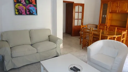 Rooms in Córdoba - photo 5