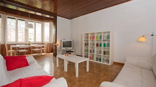 Rooms in Barcelona Eixample - photo 4