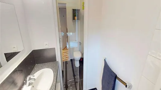 Rooms in Lyon - photo 10