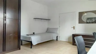 Room for rent in Milano Zona 9 - Porta Garibaldi, Niguarda, Milan