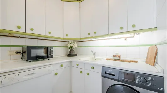 Rooms in Madrid Chamartín - photo 10