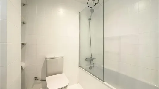 Rooms in Barcelona Eixample - photo 4