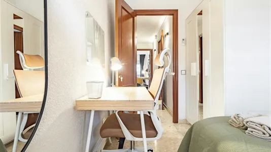 Rooms in L'Hospitalet de Llobregat - photo 6