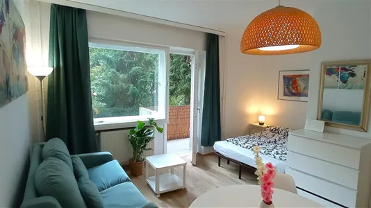 Apartments in Berlin Charlottenburg-Wilmersdorf - photo 2