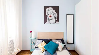 Room for rent in Milano Zona 6 - Barona, Lorenteggio, Milan