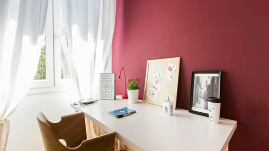 Rooms in Milano Zona 8 - Fiera, Gallaratese, Quarto Oggiaro - photo 7