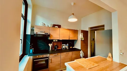 Rooms in Brussels Anderlecht - photo 2