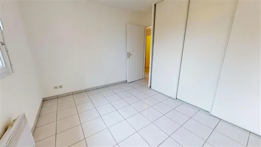 Apartments in Toulouse - photo 4