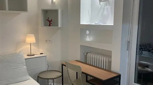 Apartments in Paris 16éme arrondissement (North) - photo 6