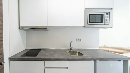 Rooms in Madrid Centro - photo 7