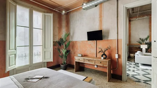 Rooms in Barcelona Eixample - photo 3