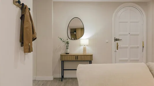 Rooms in Valencia Ciutat Vella - photo 9