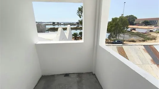Apartments in Barreiro - photo 1