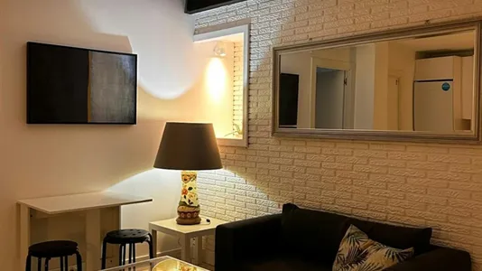 Rooms in Madrid Chamberí - photo 8