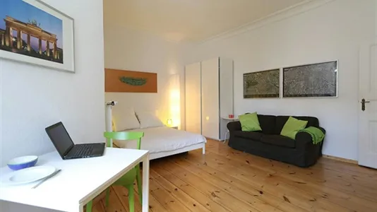 Apartments in Berlin Pankow - photo 4