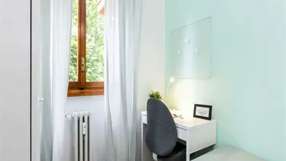 Room for rent in Vimodrone, Lombardia